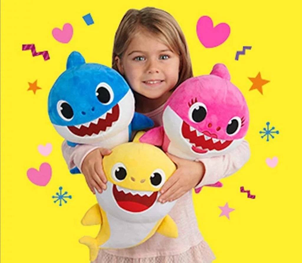FIGURINA DE PLUS BABY SHARK, 24 CM, GALBEN