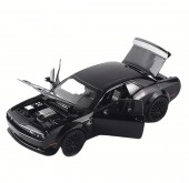 Masinuta metal mecanica, model Dodge Challenger, scara 1:32, sunete, usi mobile, capota mobila, portbagaj mobil, negru, 15 cm
